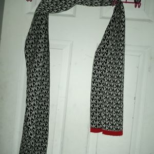 Michael Korrs Scarf